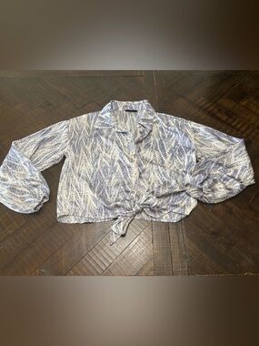 Akaiv Anthropologie Blouse Top Size Medium